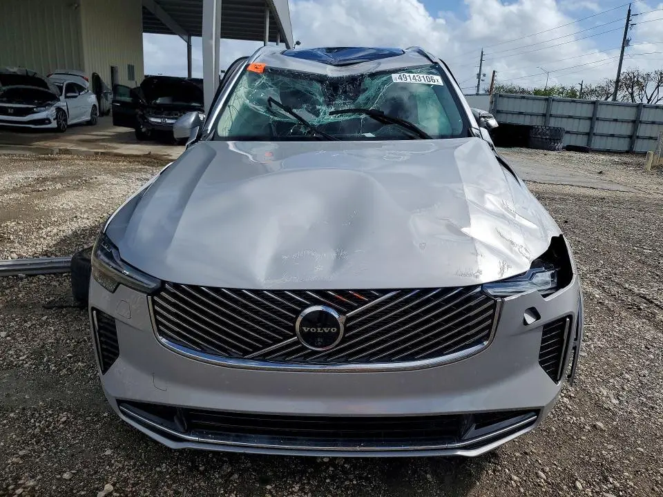2025 VOLVO XC90 PLUS  