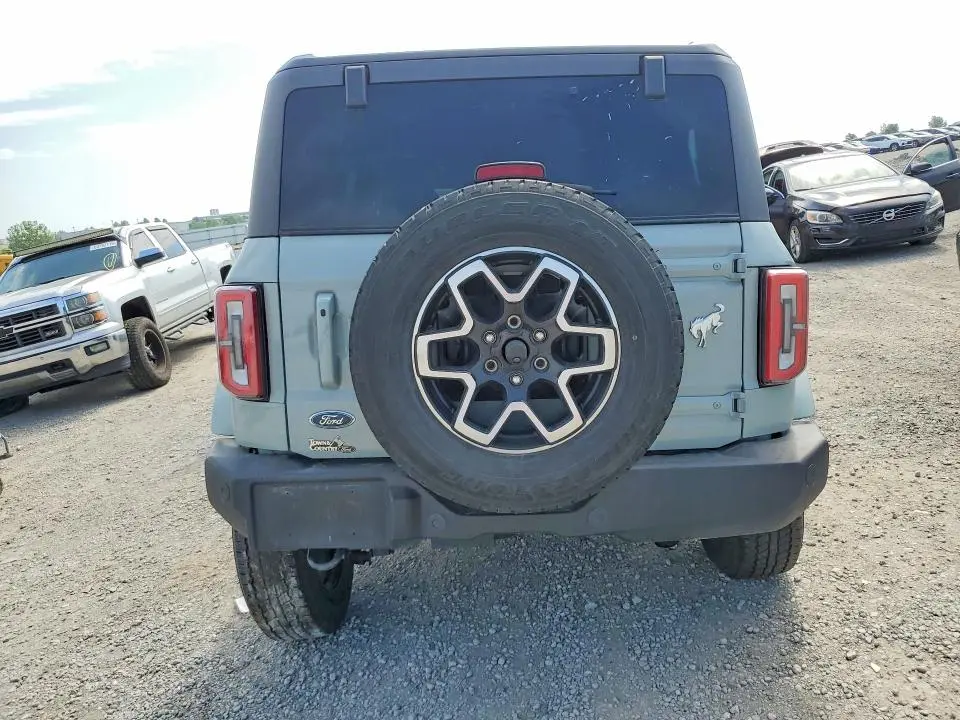2024 FORD BRONCO OUTER BANKS  