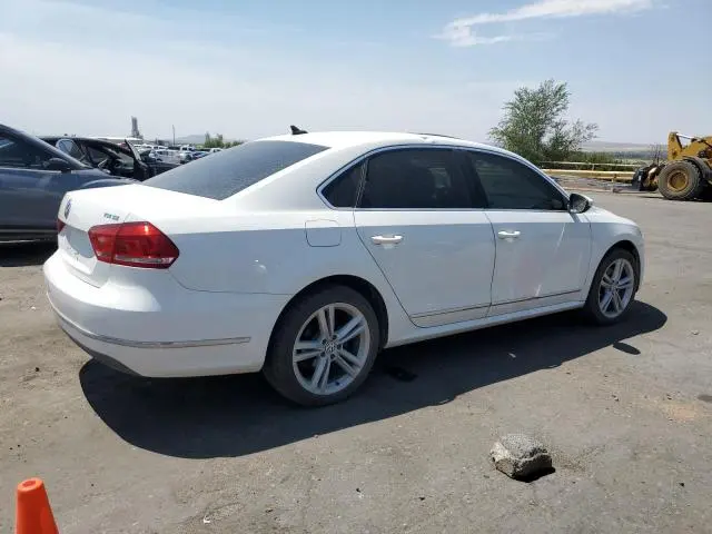 2012 VOLKSWAGEN PASSAT SE  