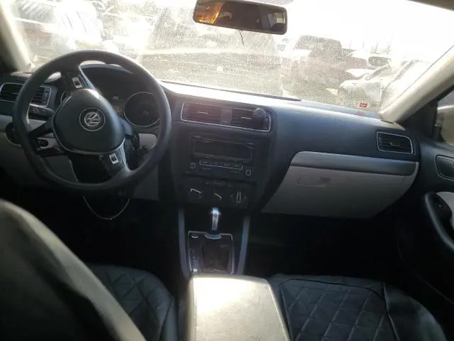 2015 VOLKSWAGEN JETTA SE  