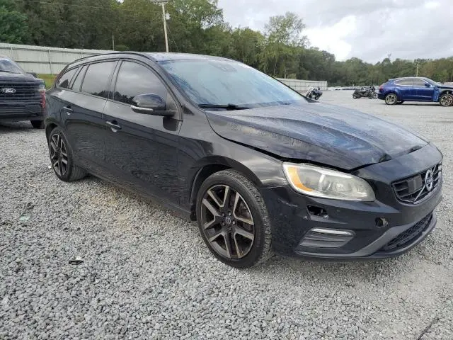 2018 VOLVO V60 T5 DYNAMIC  