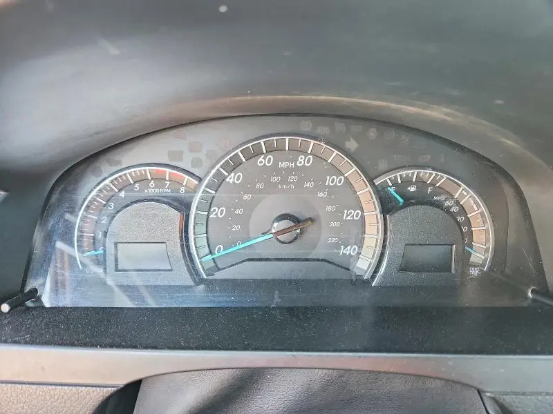 2013 TOYOTA CAMRY SE  