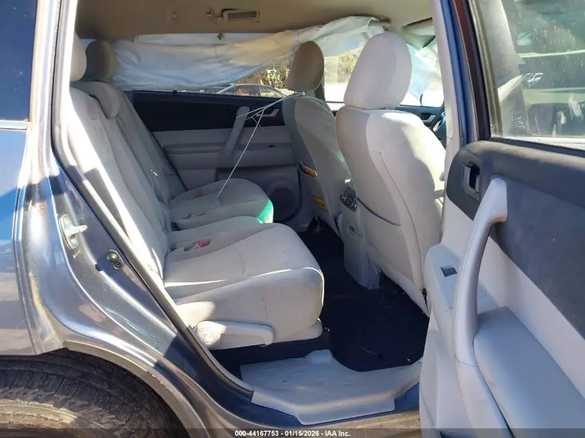 2012 TOYOTA HIGHLANDER BASE V6