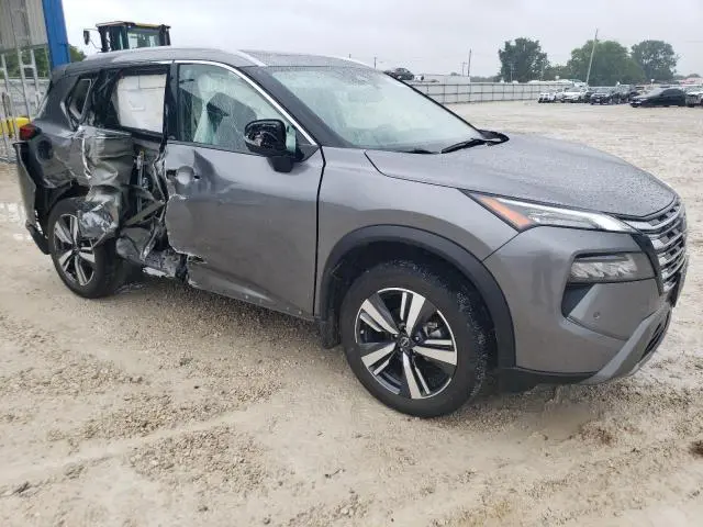 2024 NISSAN ROGUE SL  
