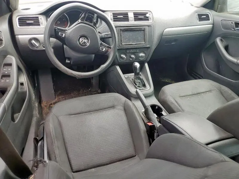 2015 VOLKSWAGEN JETTA SE  