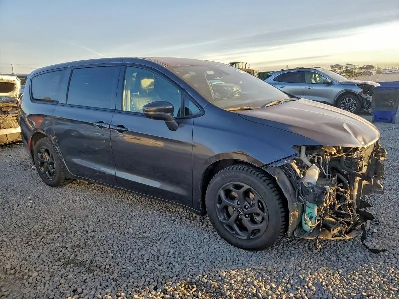 2022 CHRYSLER PACIFICA HYBRID LIMITED  