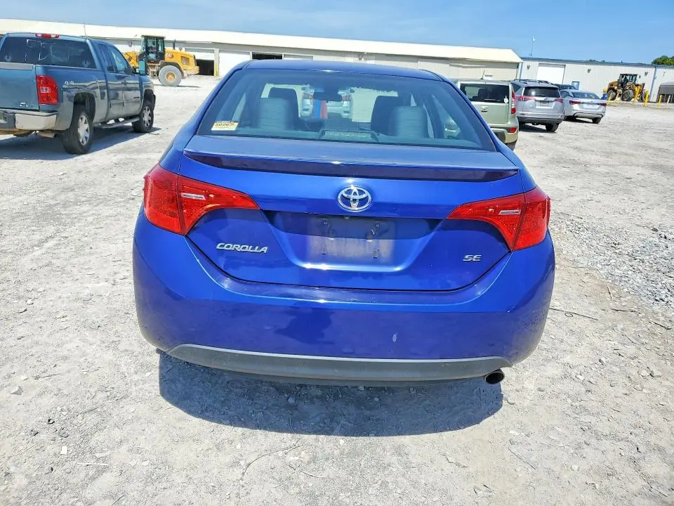 2017 TOYOTA COROLLA SE  