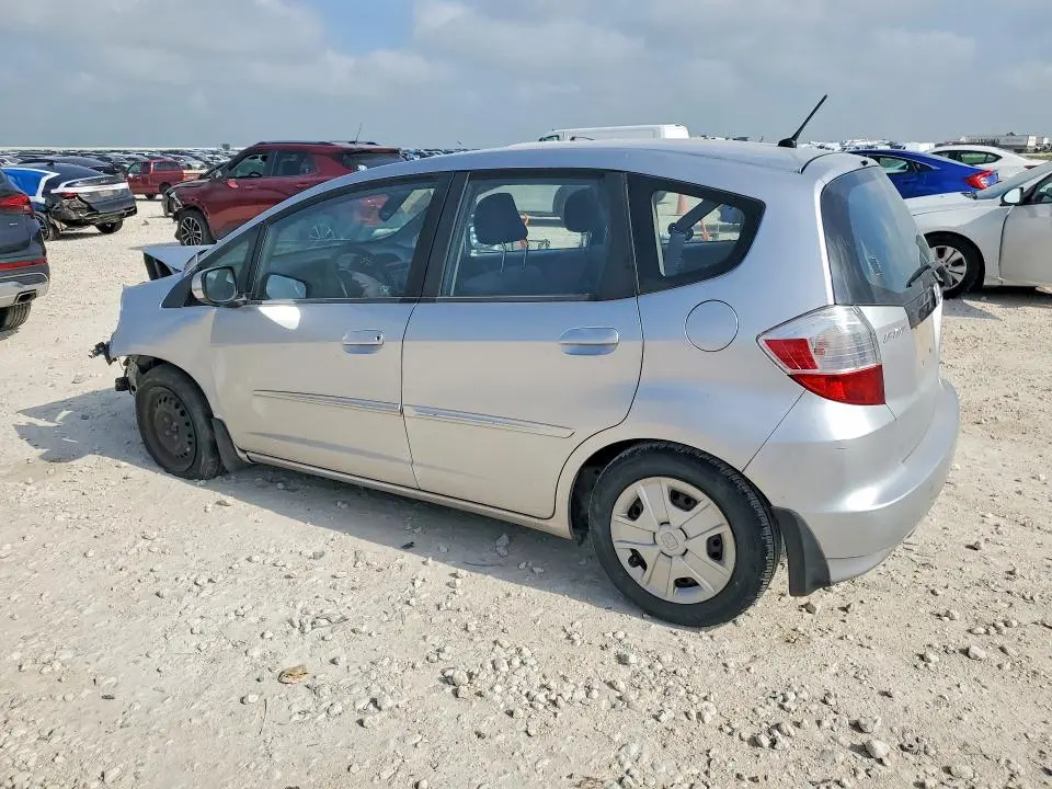 2013 HONDA FIT   