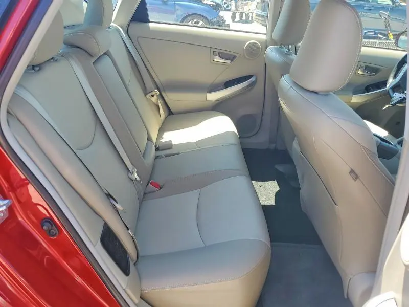 2015 TOYOTA PRIUS FOUR  
