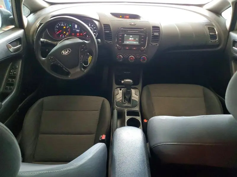 2017 KIA FORTE LX  