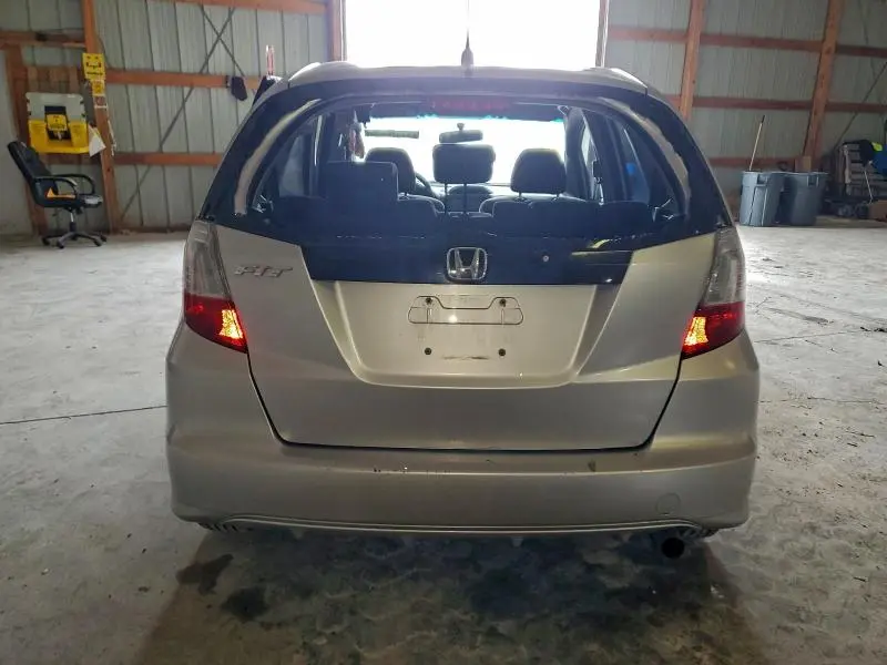 2011 HONDA FIT   