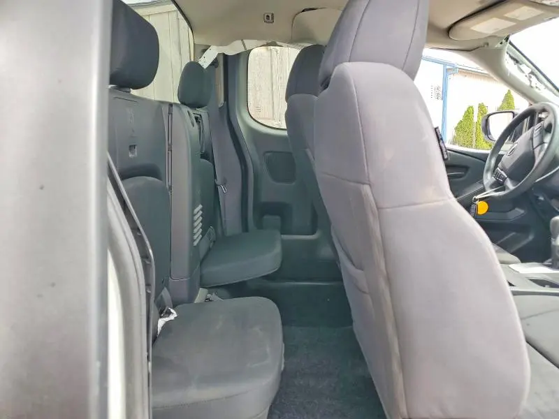 2024 NISSAN FRONTIER S  