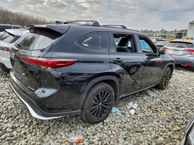 2023 TOYOTA HIGHLANDER L  