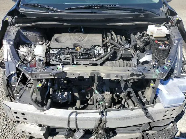 2021 TOYOTA SIENNA LE  