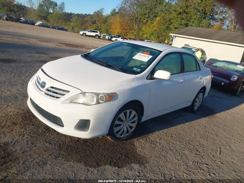2013 TOYOTA COROLLA LE