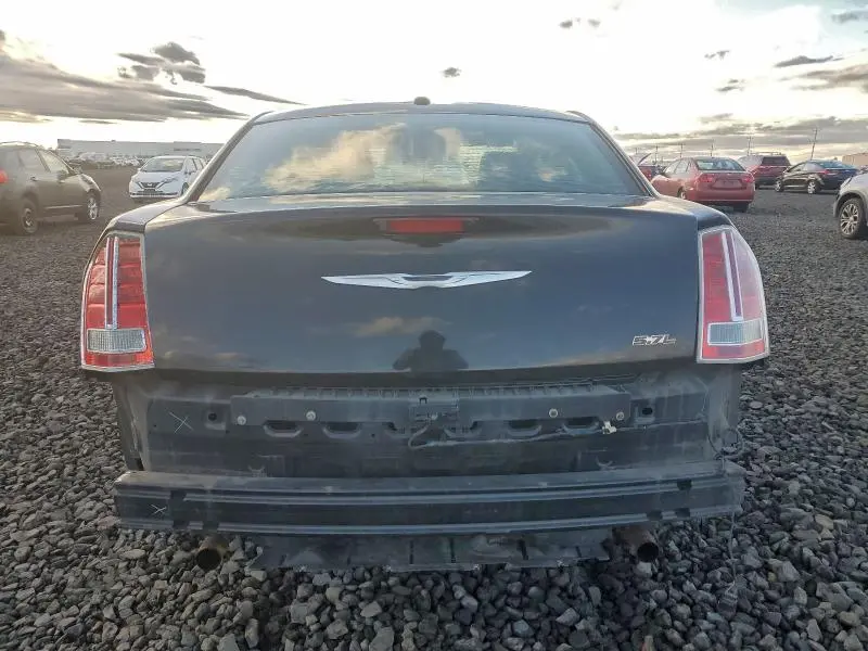2013 CHRYSLER 300C   