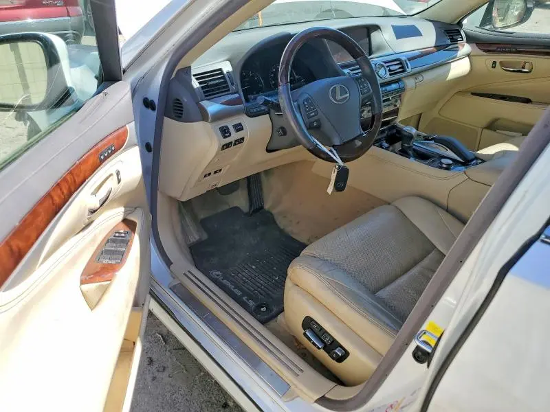 2017 LEXUS LS 460 BASE  