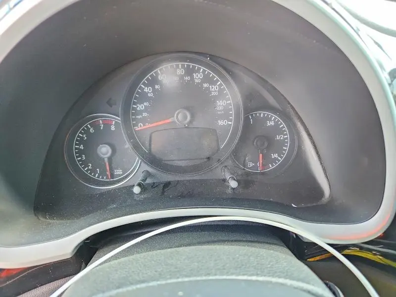 2012 VOLKSWAGEN BEETLE TURBO  
