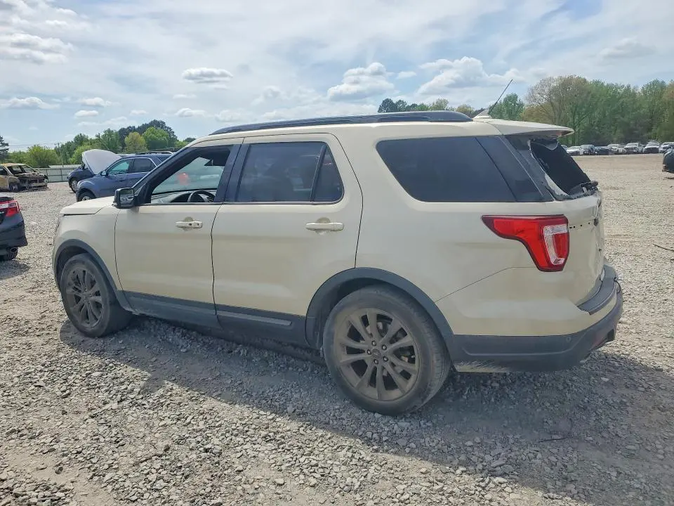 2018 FORD EXPLORER XLT  