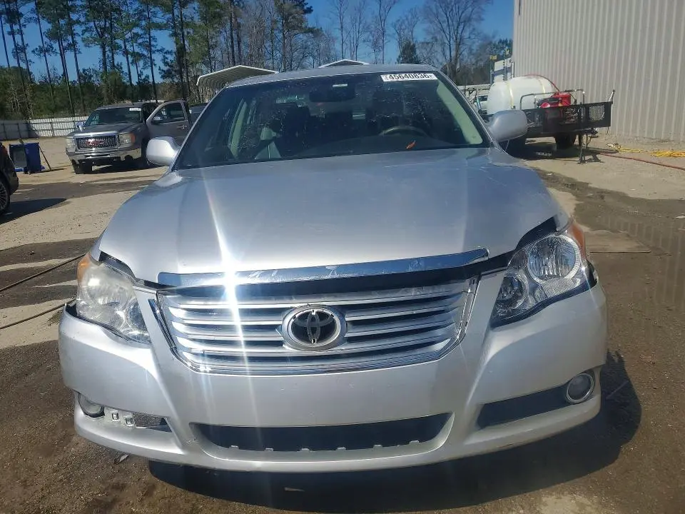 2010 TOYOTA AVALON XLS  