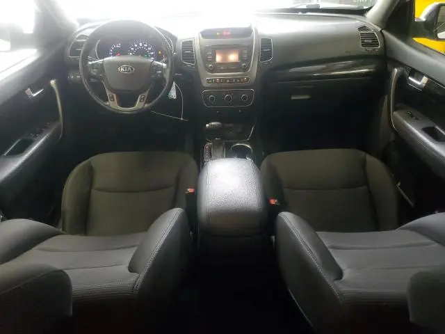 2014 KIA SORENTO LX