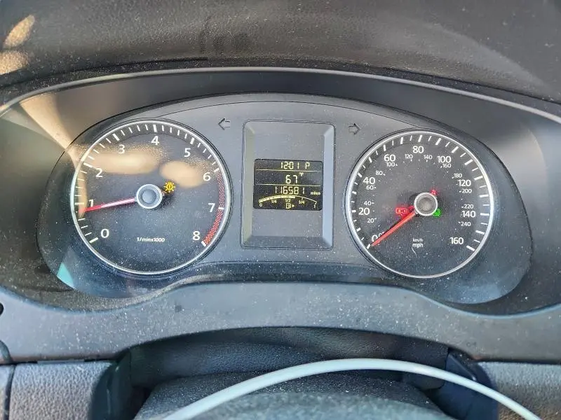 2012 VOLKSWAGEN JETTA SE  