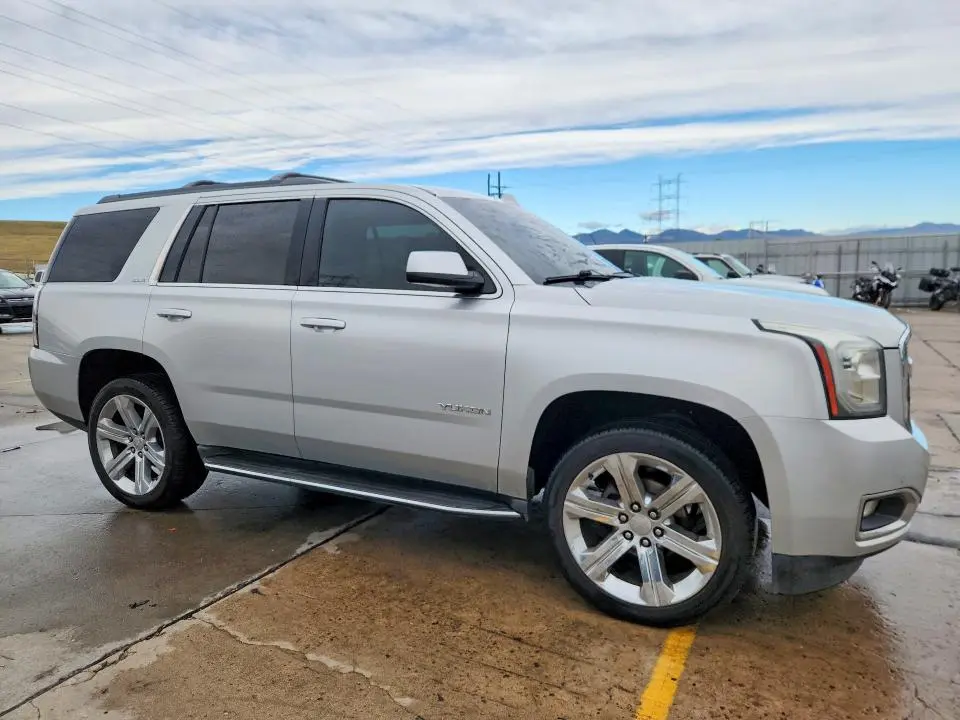 2016 GMC YUKON SLE  