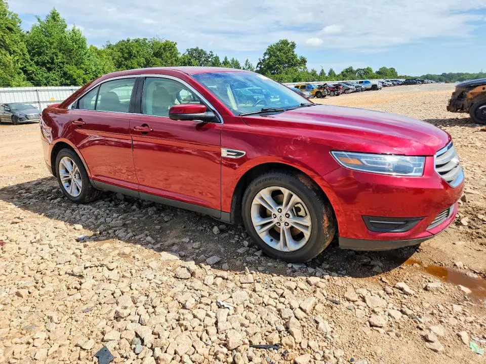 2018 FORD TAURUS SEL  