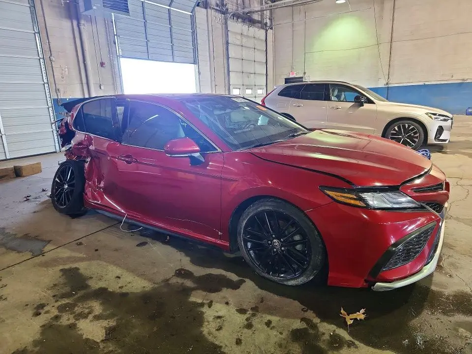 2021 TOYOTA CAMRY XSE  