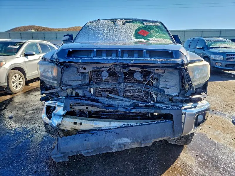 2019 TOYOTA TUNDRA CREWMAX SR5  