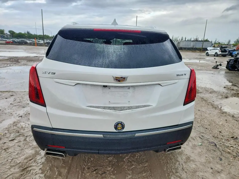 2022 CADILLAC XT5 LUXURY  
