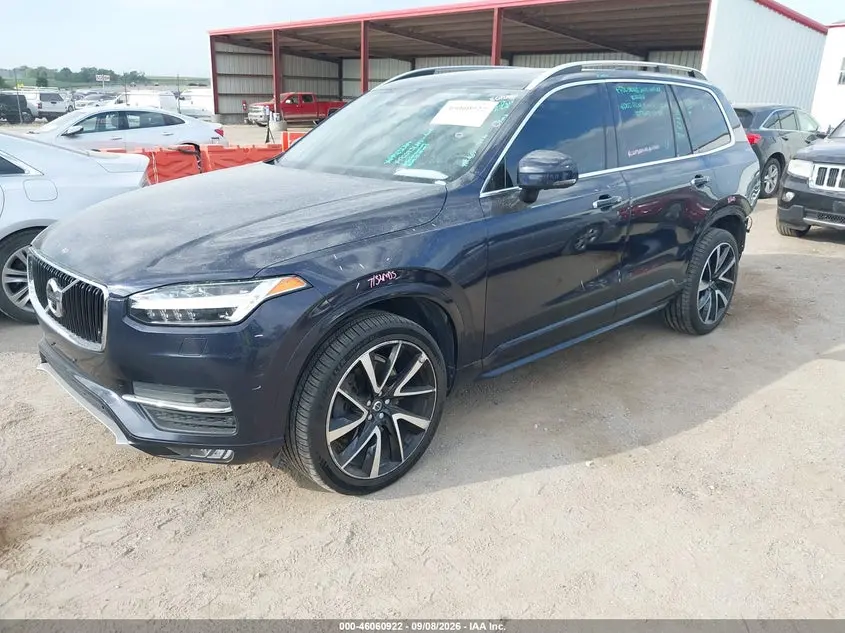 2017 VOLVO XC90 T6 MOMENTUM