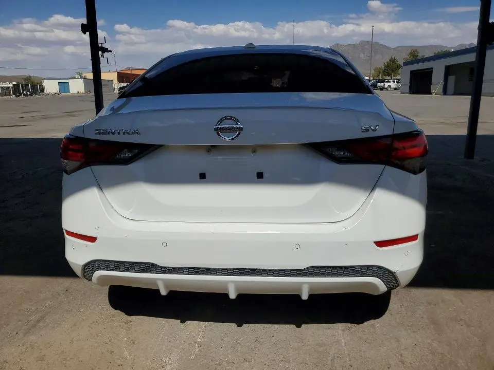 2021 NISSAN SENTRA SV  