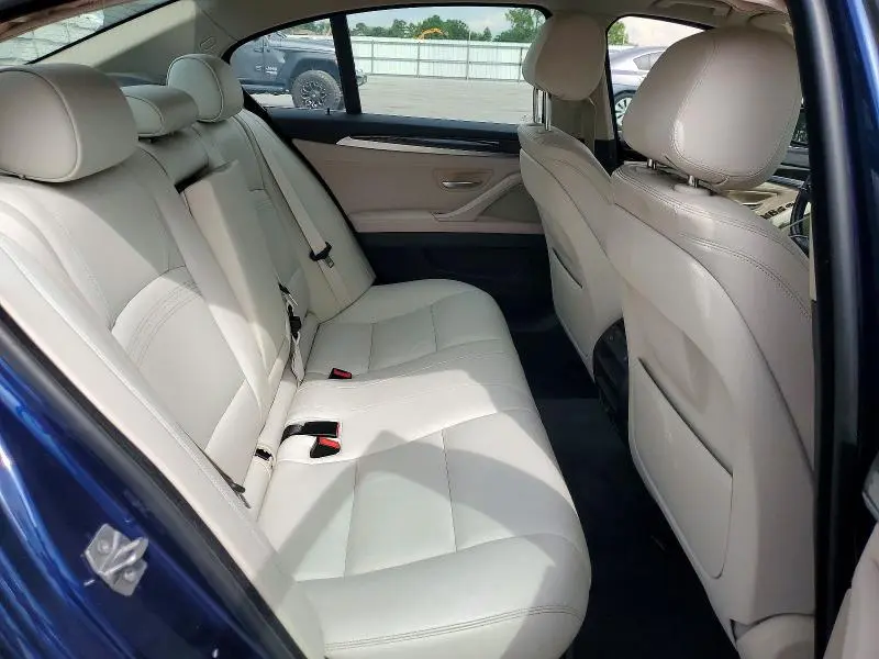 2016 BMW 528 XI  