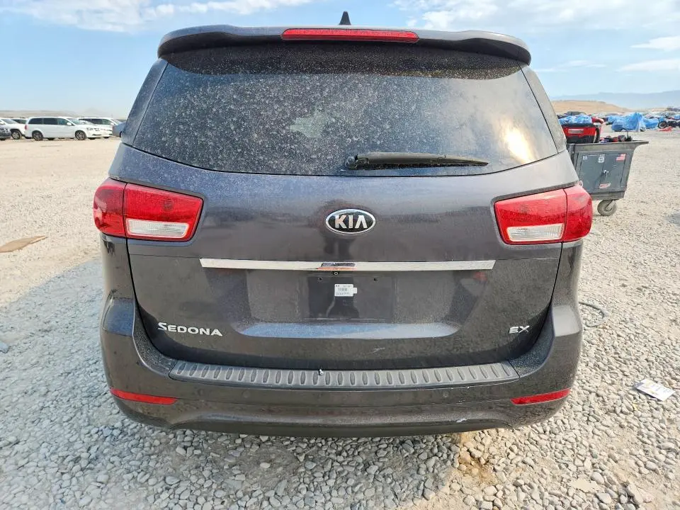 2016 KIA SEDONA EX  