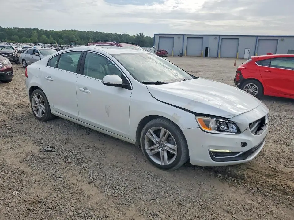 2015 VOLVO S60 PREMIER+  