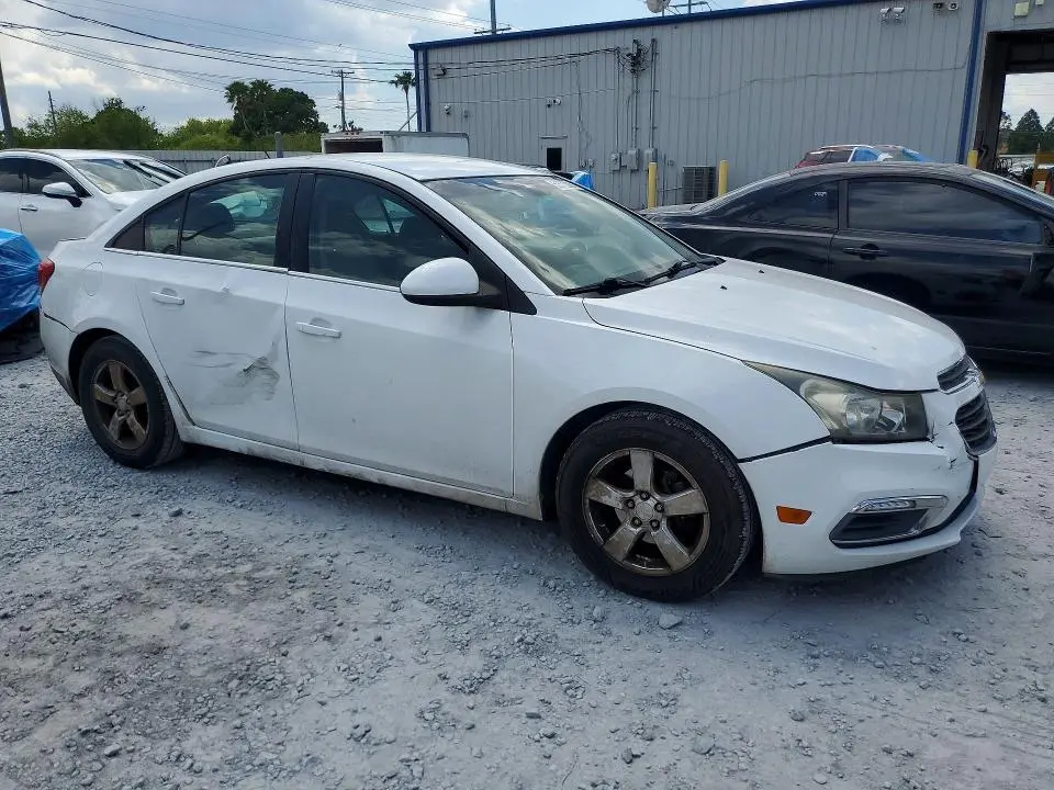 2015 CHEVROLET CRUZE LT  