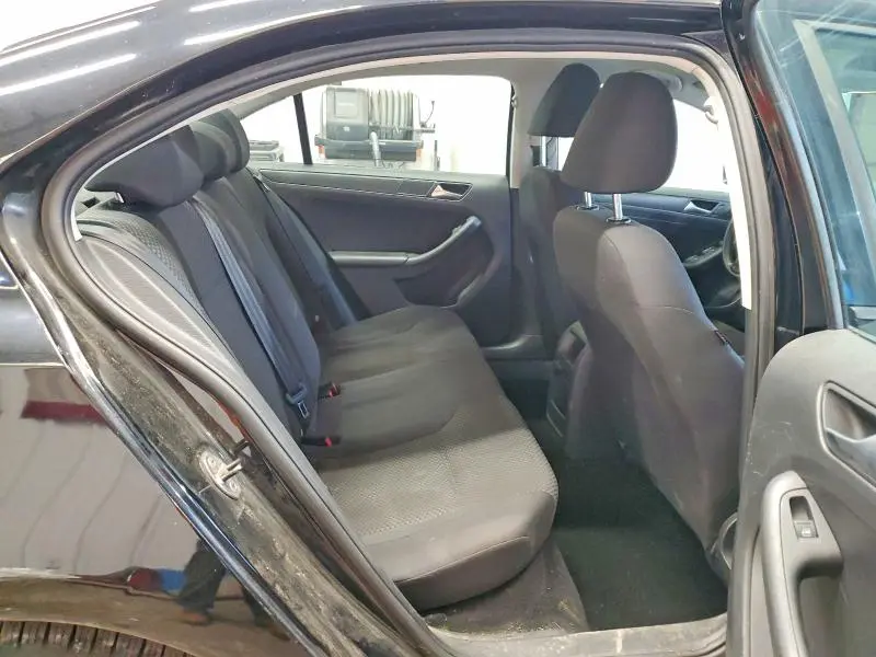 2013 VOLKSWAGEN JETTA BASE  