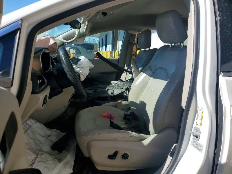 2017 CHRYSLER PACIFICA TOURING L  