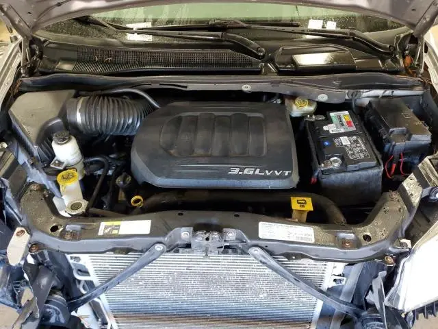 2013 CHRYSLER TOWN & COUNTRY TOURING  