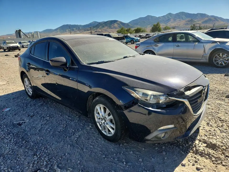 2015 MAZDA 3 TOURING  