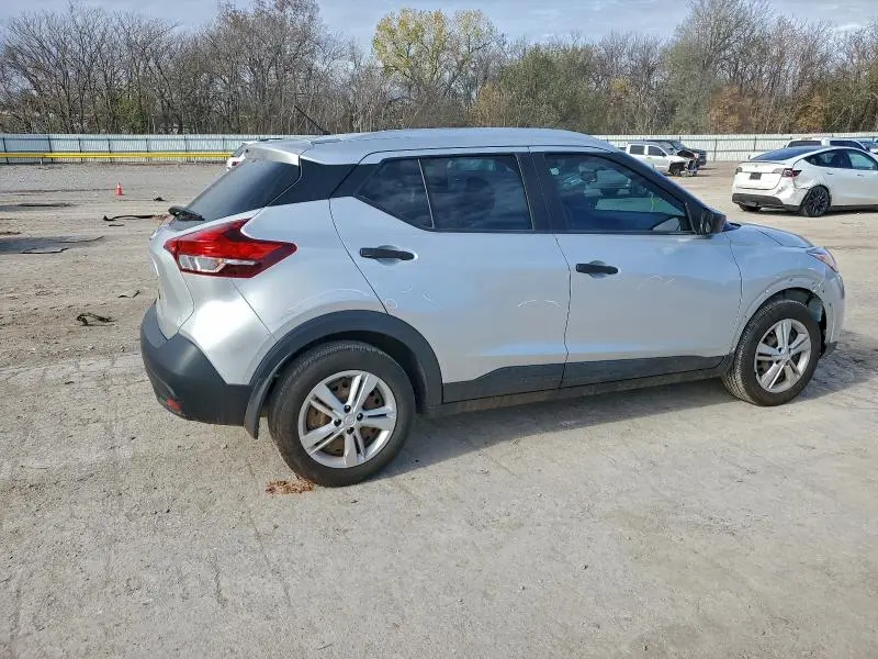 2018 NISSAN KICKS S  