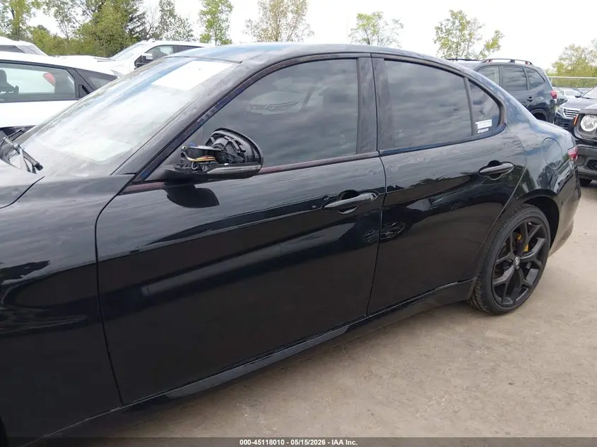 2020 ALFA ROMEO GIULIA TI SPORT AWD