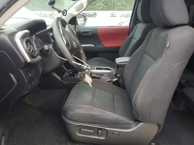 2021 TOYOTA TACOMA SR5 V6  