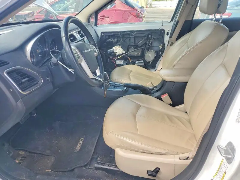 2011 CHRYSLER 200 LIMITED  