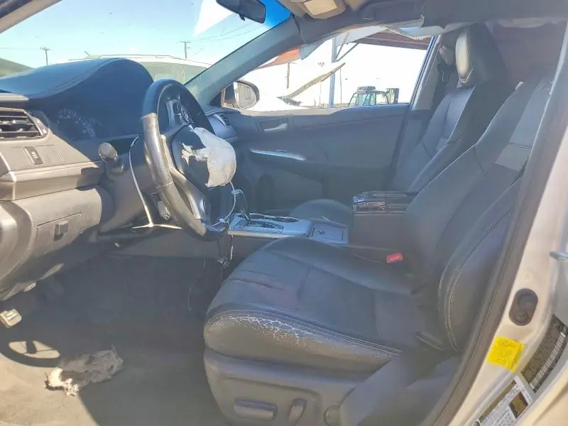 2012 TOYOTA CAMRY SE  