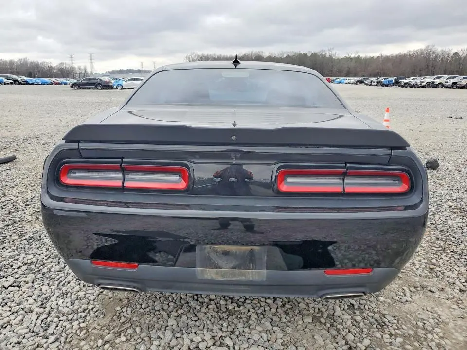 2021 DODGE CHALLENGER SXT  