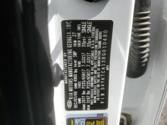 2011 KIA SORENTO BASE  