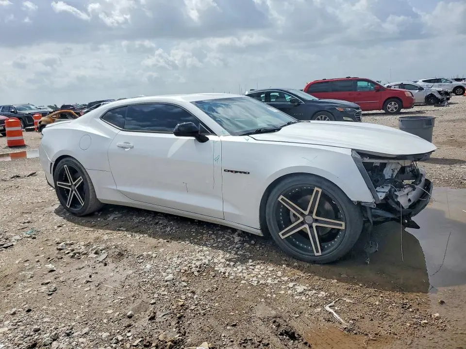 2017 CHEVROLET CAMARO LT  