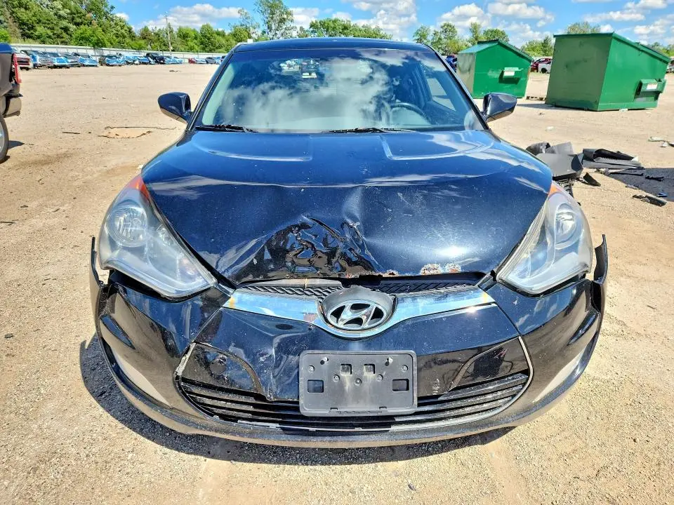 2013 HYUNDAI VELOSTER BASE  